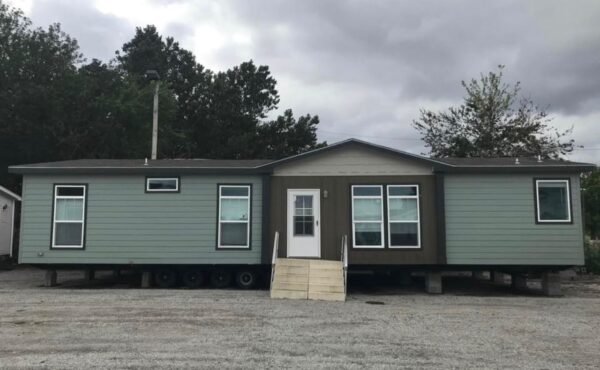 CLAYTON MANUFACTURED HOME